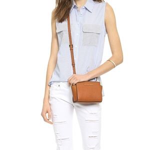 Michael Kors Messenger Bag Selma Mini Brown